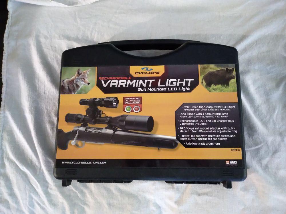 Cyclops varmint Light